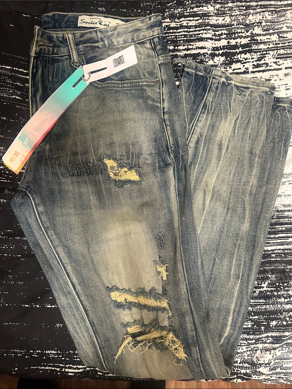Smoke Rise Men's Distressed Blue Jeans
